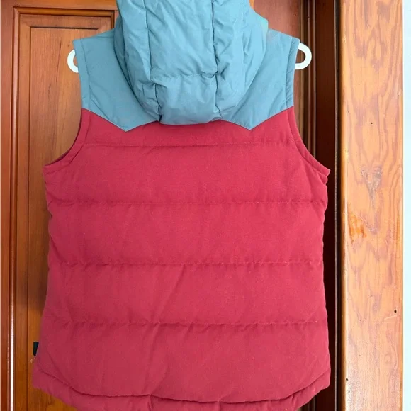 Patagonia Women's Hooded Bivy Vest